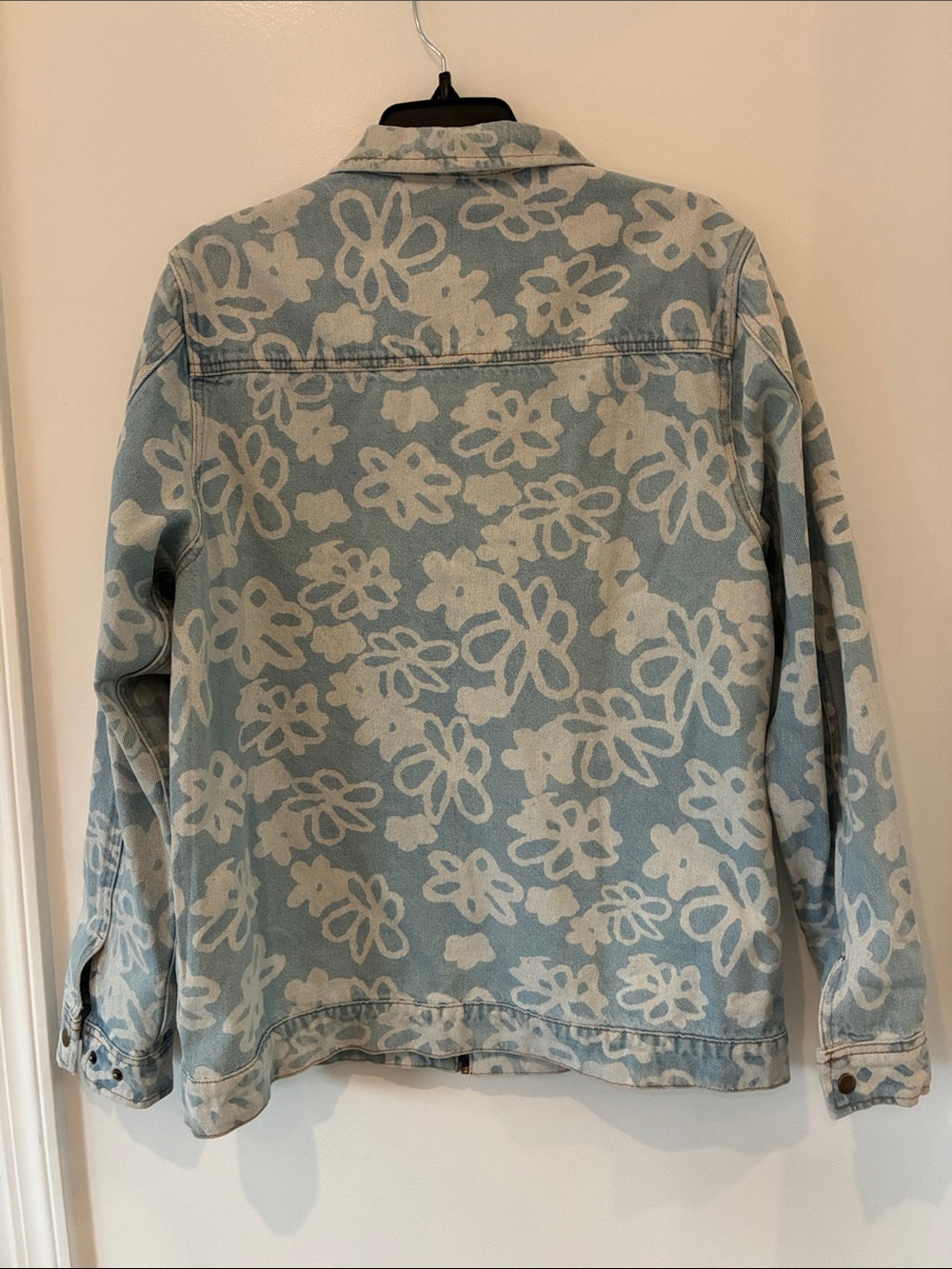 Butter Light Blue Denim Jacket with White Floral Print - Picture 7 of 11